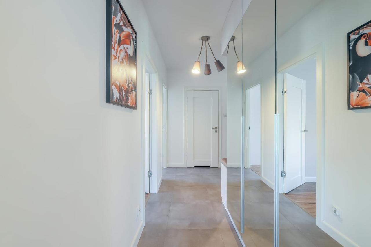 Apartmate- Heart Of Oldtown Apartment- Sauna & Security Γκντανσκ Εξωτερικό φωτογραφία